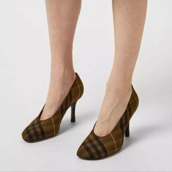 NIB! Burberry Baby Check Knit Stiletto Pump in Furrow/Olive Green - 38 (8) - Picture 2 of 15